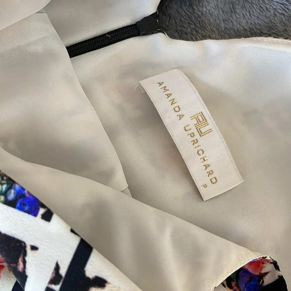 Cocktail dress by Amanda Uprichad - Picture 3 of 7